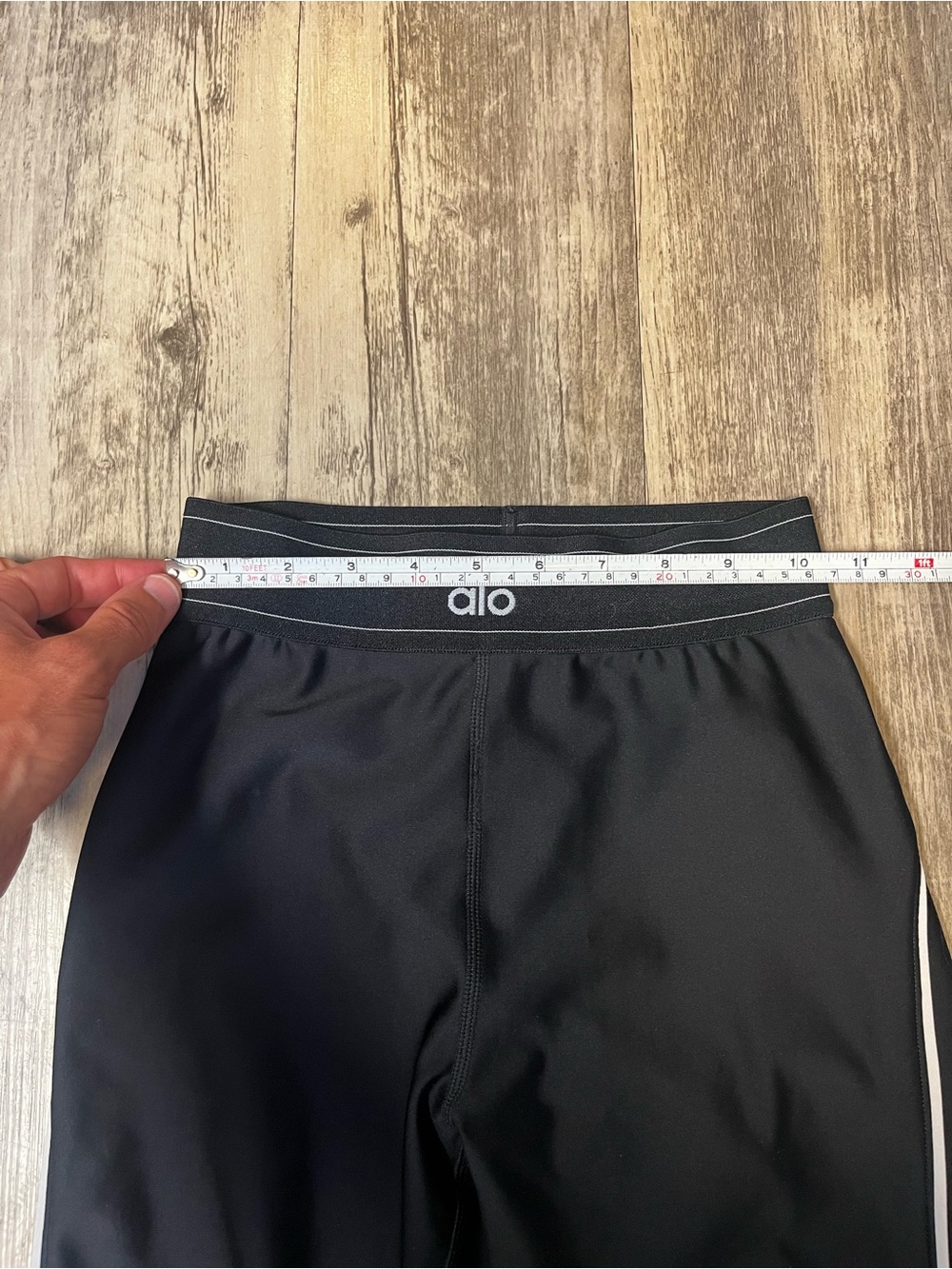 Alo Yoga Airlift High Waist Leggings Black White Sz Small Boxer Style Waistband - Picture 3 of 12